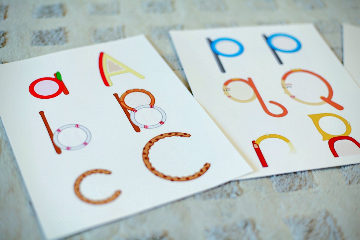 Printed mnemonic letter cards, a b c and p q r